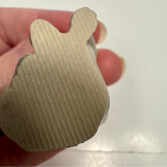 Wade Whimsies puppy dog ceramic figurine. Approx 1.25” - Picture 6 of 8